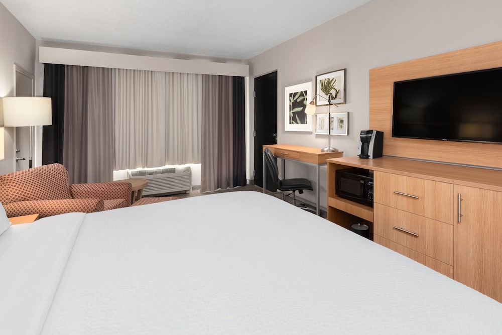 Holiday Inn El Paso West Sunland Park by IHG - photo 23