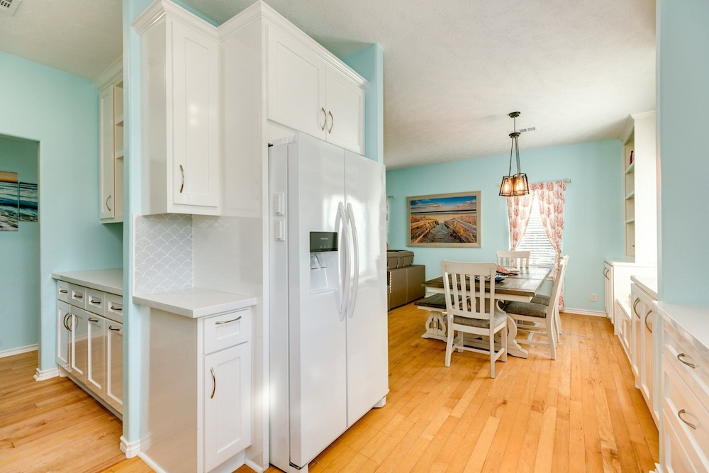Tortuga Inn - photo 25
