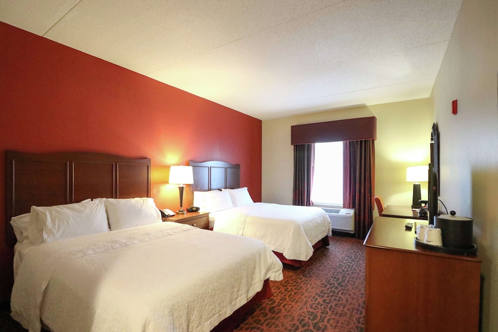 Hampton Inn Columbus South - photo 34