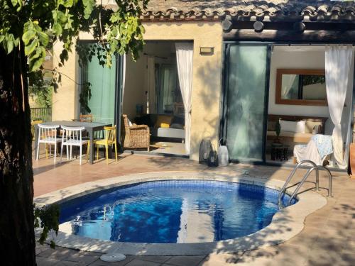 Vega - carbon neutral hotel in Begur