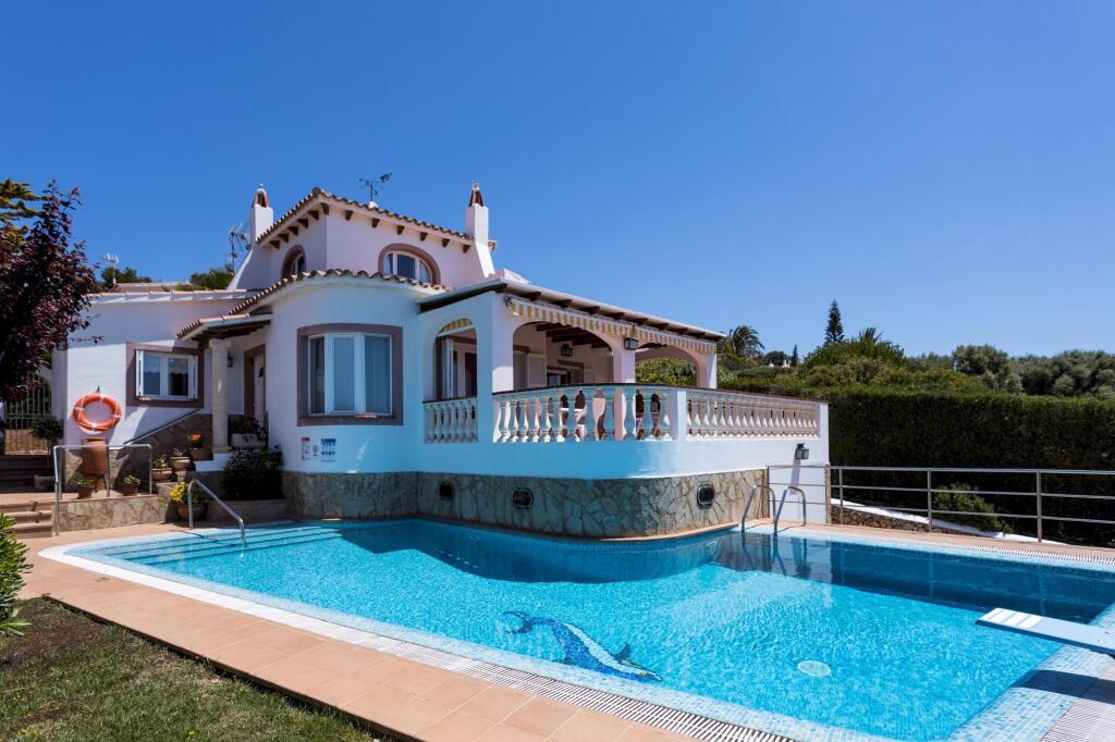 V105 Villa S'Illot — 4-Star Luxury Hotel in Alaior, Spain