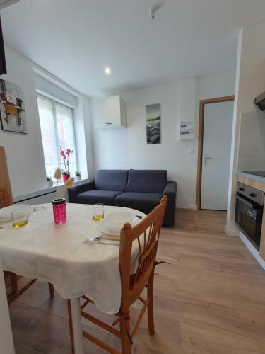 Appart’hotel Ikimo 5 Appartements Entiers a Votre Disposition Au Choix in Nancy, France