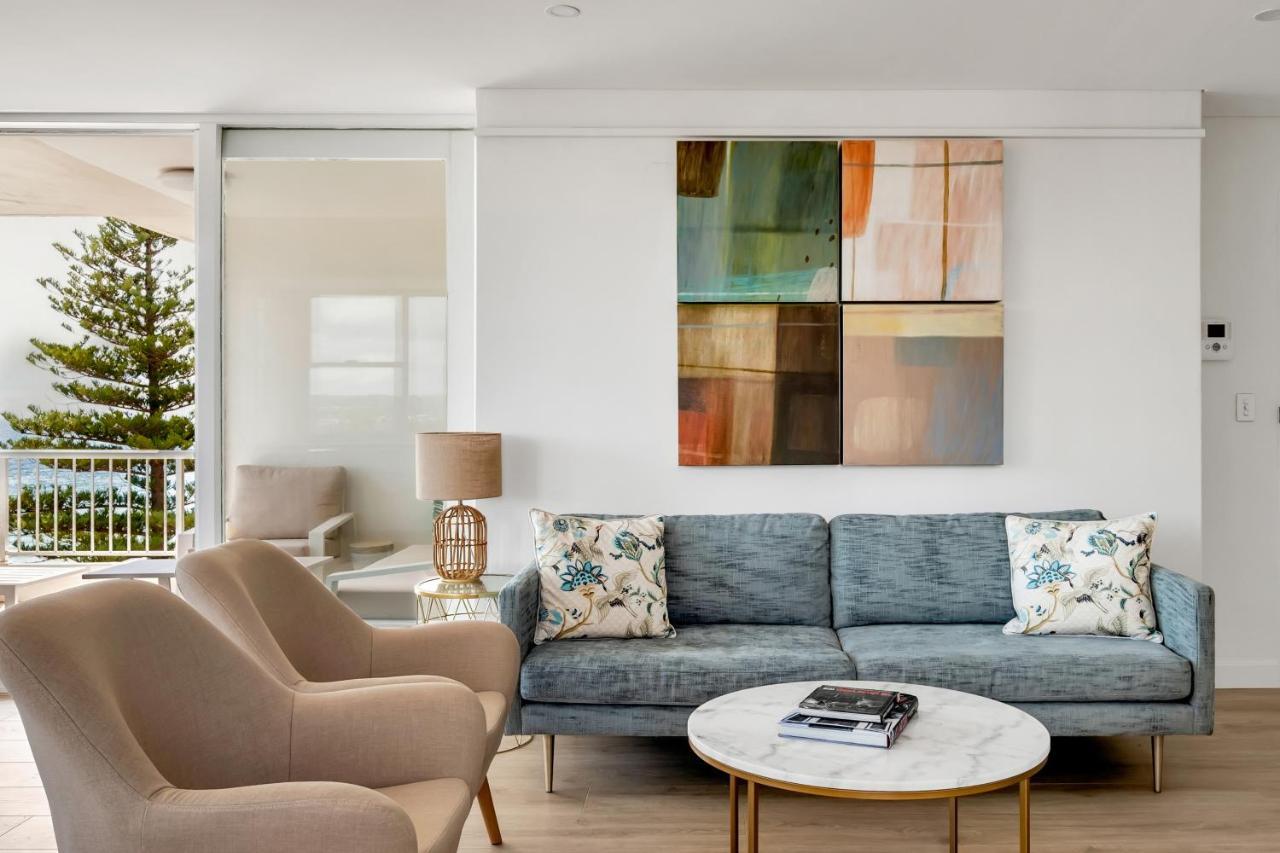 Stunning Beachfront penthouse Beach District Views — 4-Star Luxury Hotel in Sydney, Australia