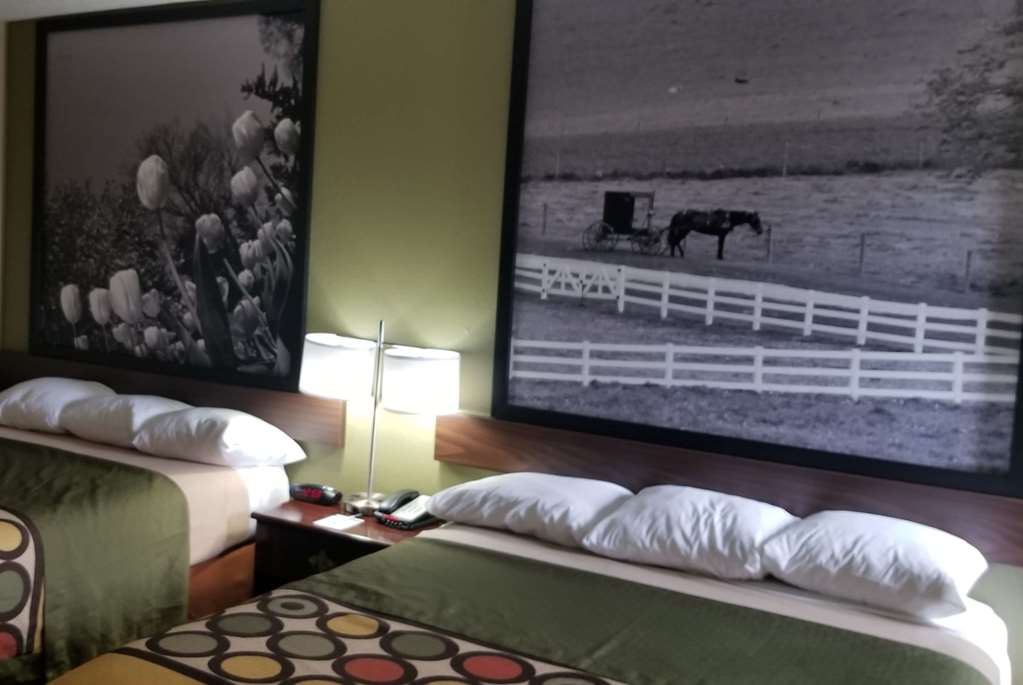 Super 8 by Wyndham Bellefontaine - photo 18