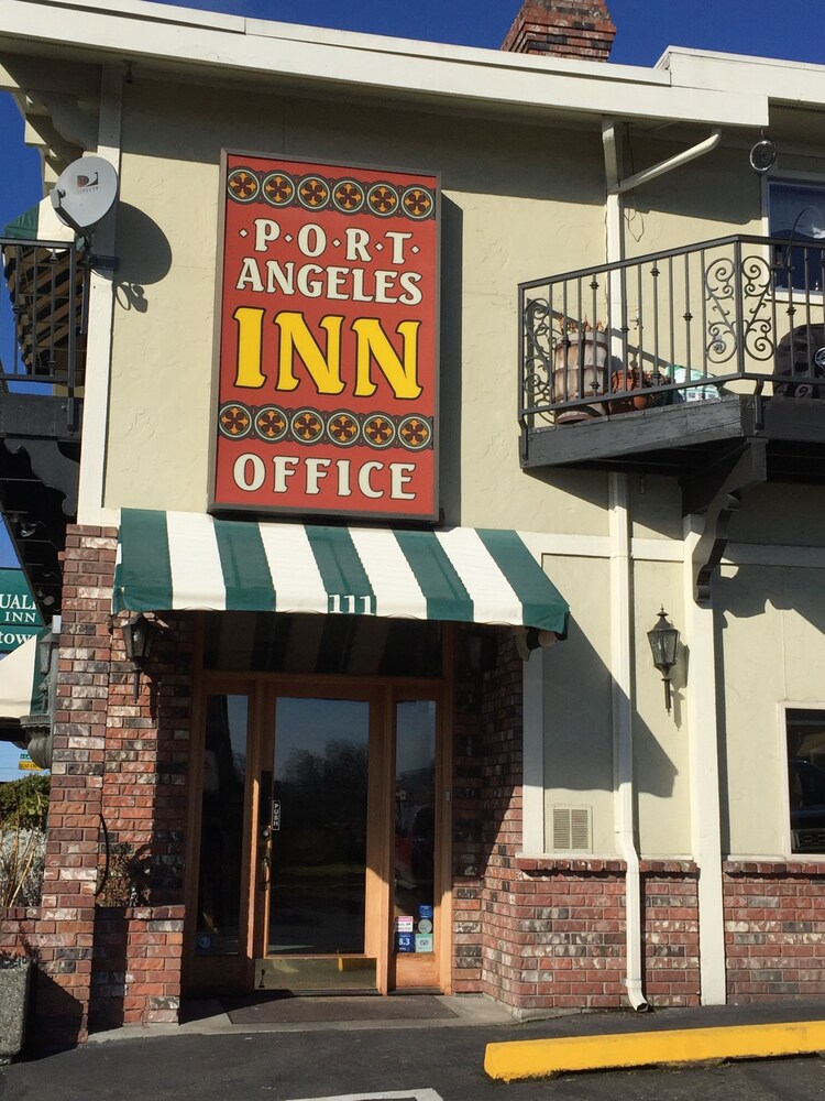 Port Angeles Inn - photo 4