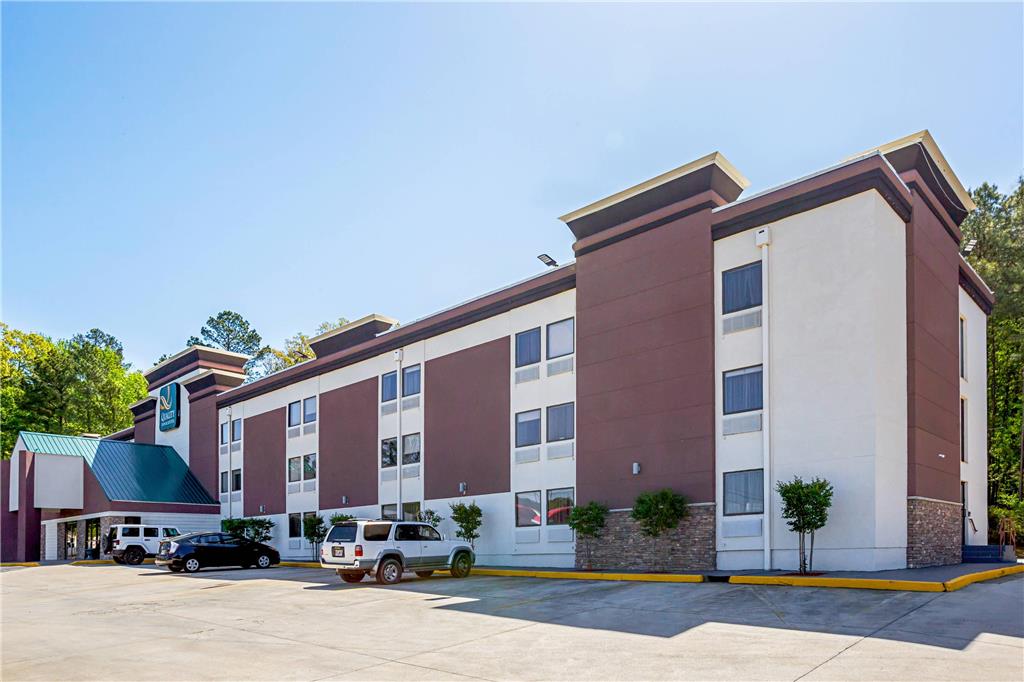 Quality Inn & Suites near Six Flags East - photo 3