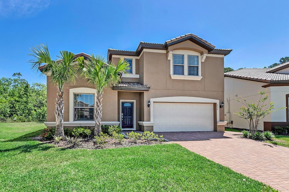 8804 Bengal Court — hotel in Four Corners