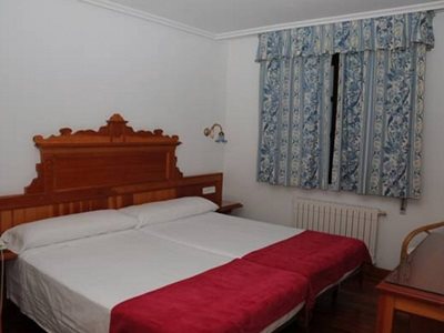 Hotel El Jisu — hotel in Camaleno