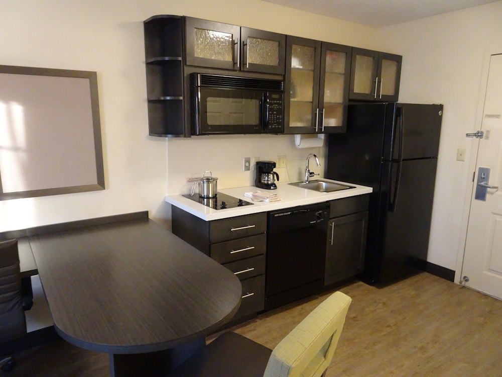 Candlewood Suites Glen Allen Short Pump by IHG - photo 16
