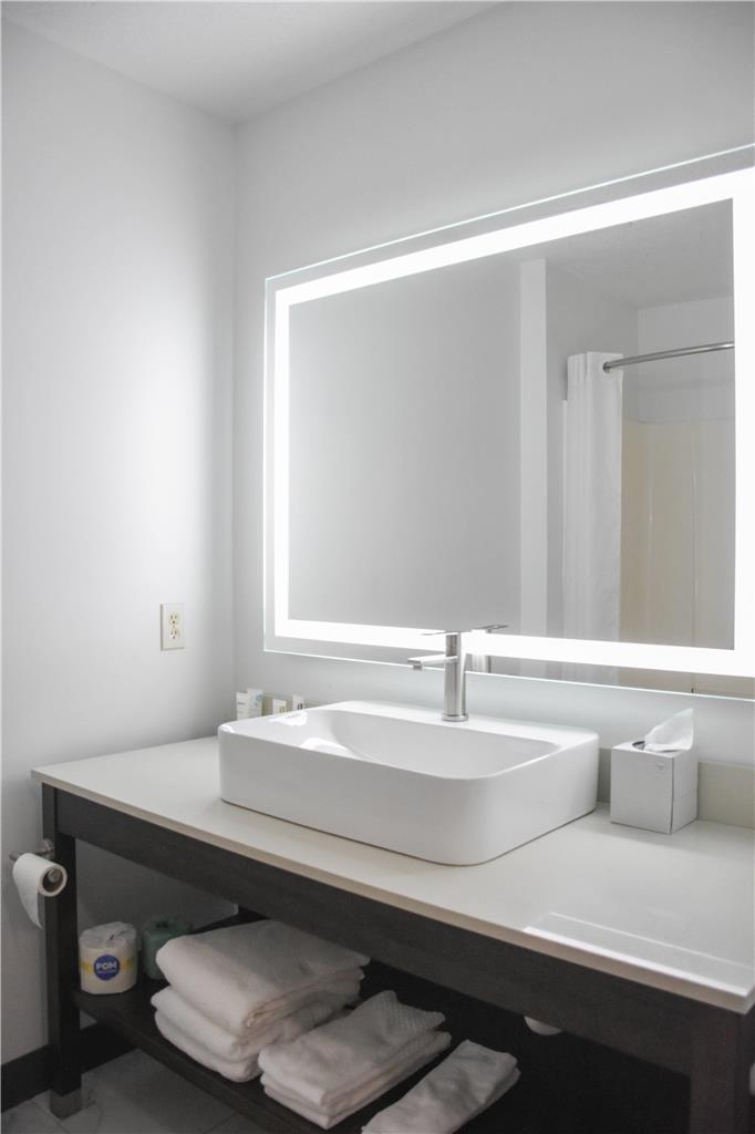Country Inn & Suites by Radisson Bloomington Normal West IL - photo 12