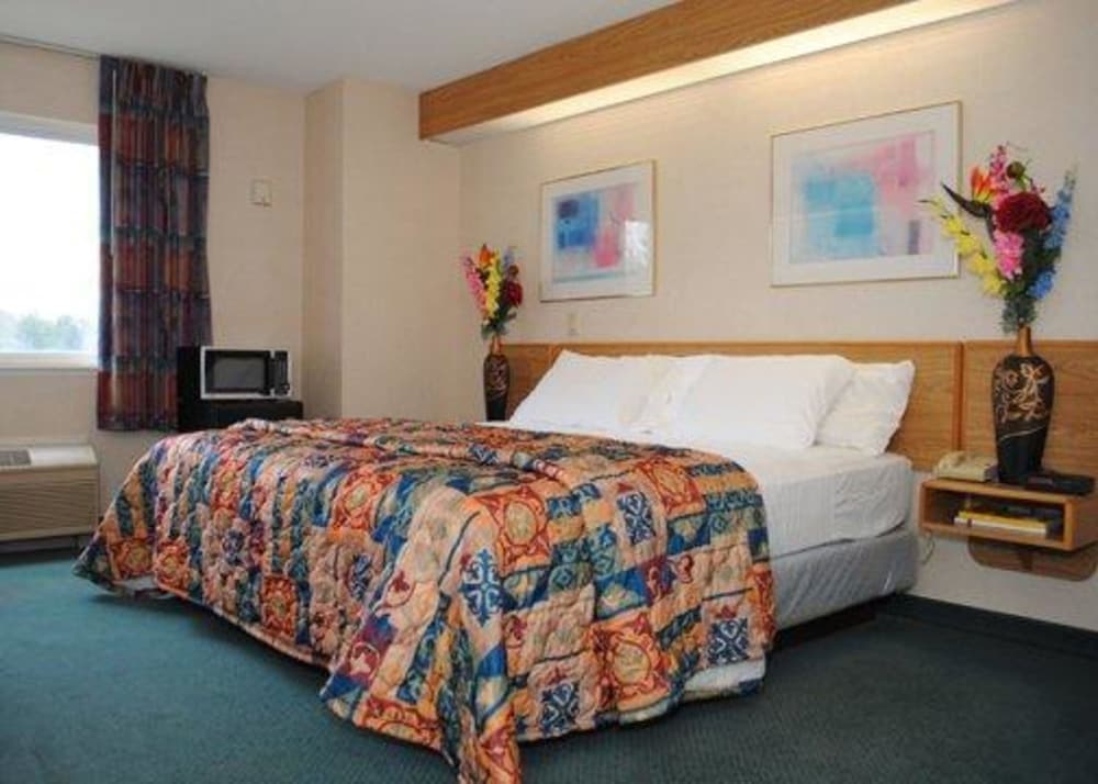Rodeway Inn Willington North - photo 8