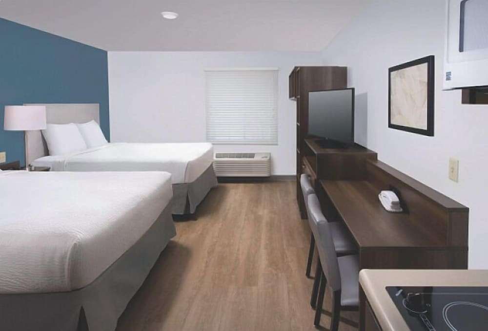 Woodspring Suites Rochester Greece - photo 11