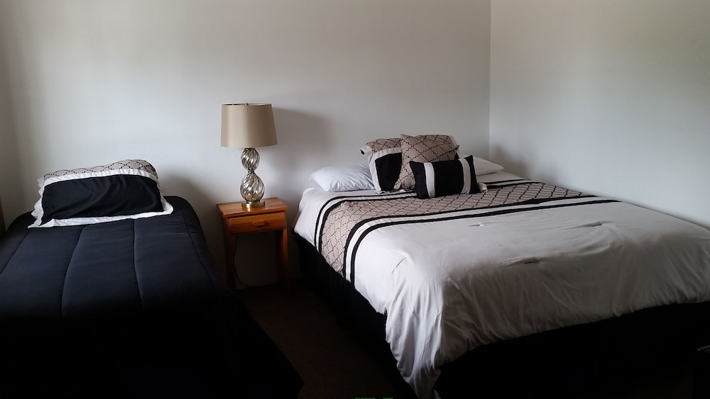 Mystic Valley Inn - photo 14