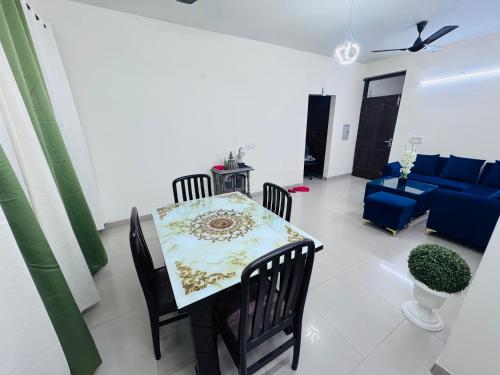 Homely stay 2 — 4-Star Luxury Hotel in Chandigarh, India