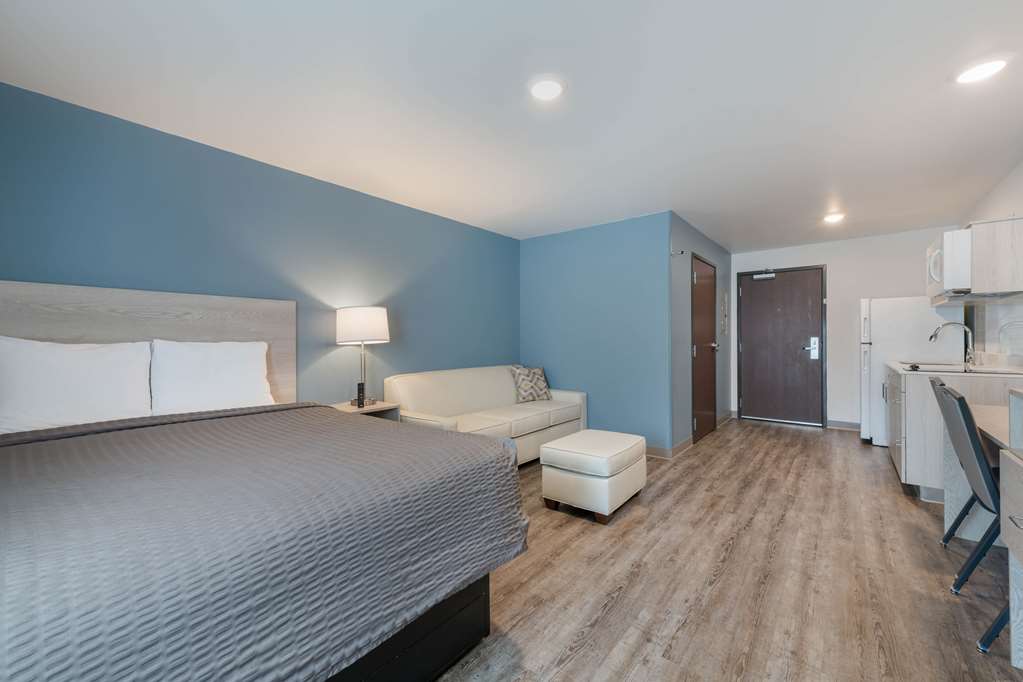 WoodSpring Suites Concord Charlotte Speedway - photo 20