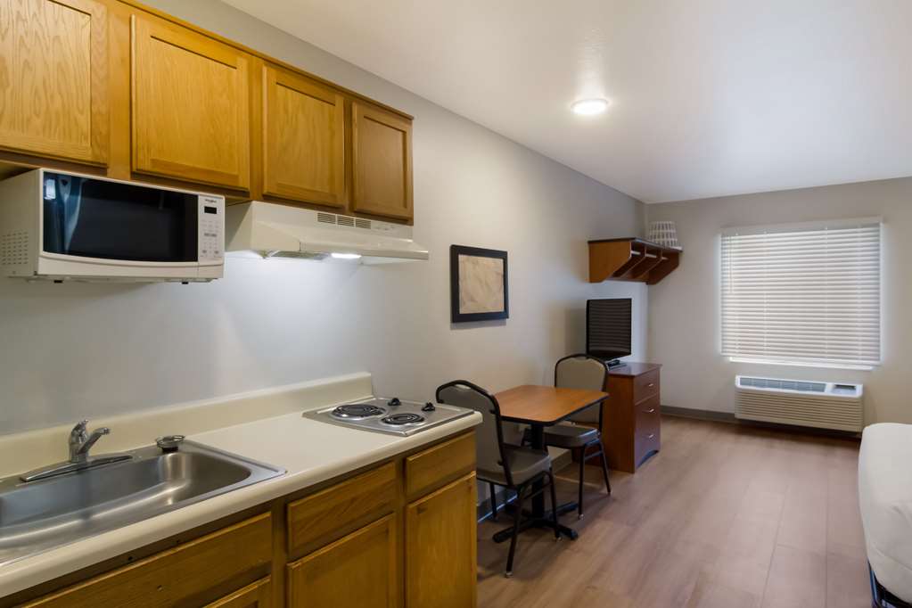 WoodSpring Suites Jacksonville East 295 Cruise Port - photo 12