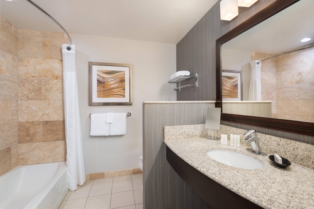 Courtyard by Marriott Pittsburgh Washington Meadow Lands - photo 24