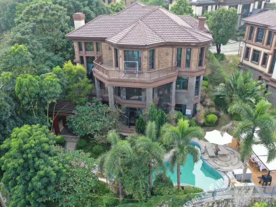 Tangti Waterfront Hot Spring Resort in Shijiao, People's Republic of China