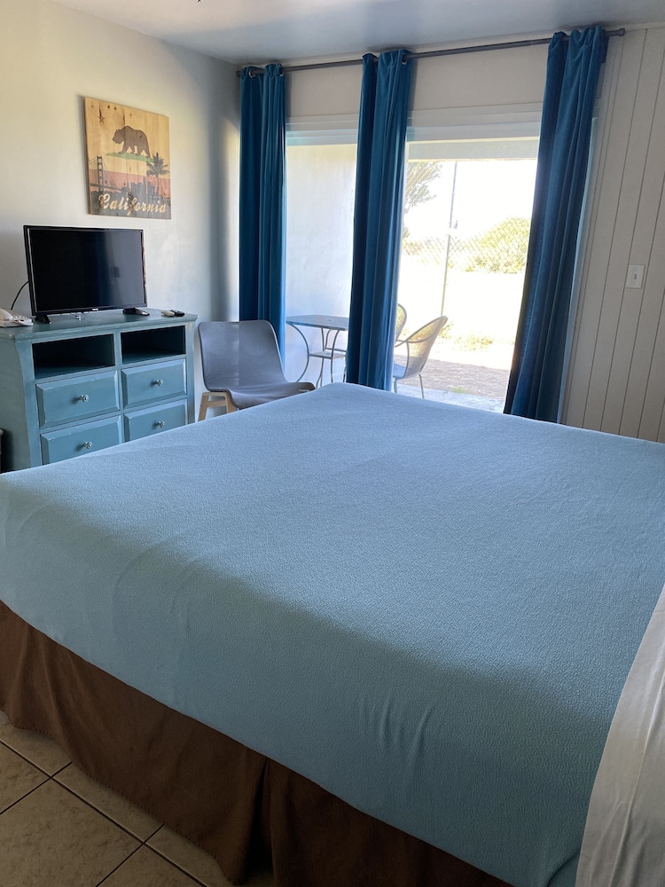 Ocean Villa Inn - photo 13