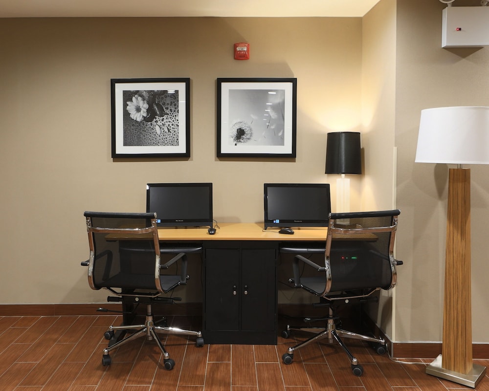 Days Inn by Wyndham Brooklyn Borough Park - photo 44