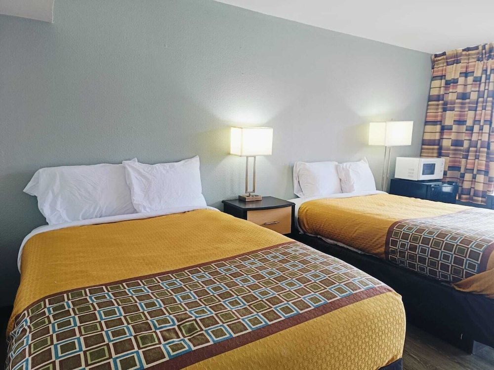Lawton Hotel - photo 12