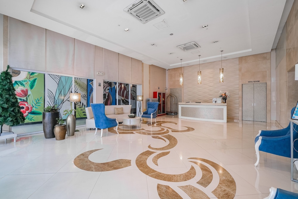 Tess and Tessha Condotel near T3 Airport in Pasay, Philippines