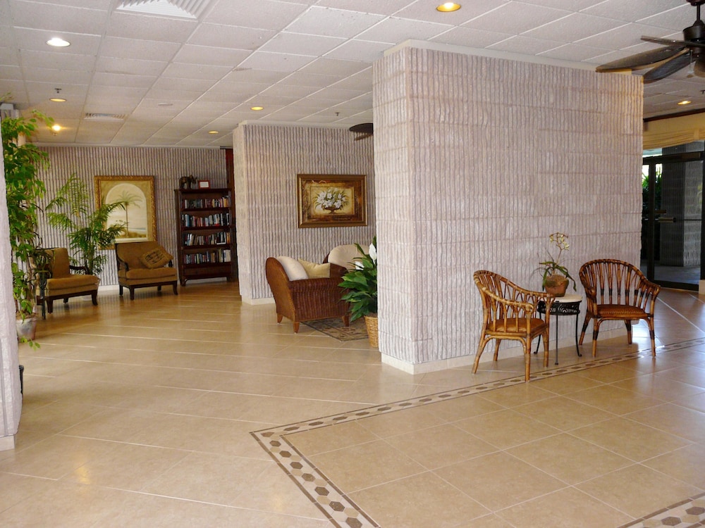 South Seas Tower 2 1001 - photo 22