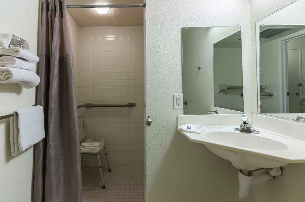Motel 6 Green River UT - photo 22