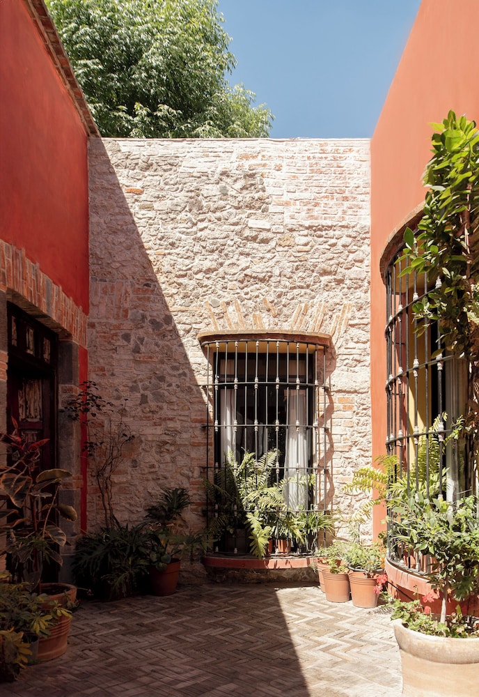 Solazul - carbon neutral hotel in Puebla