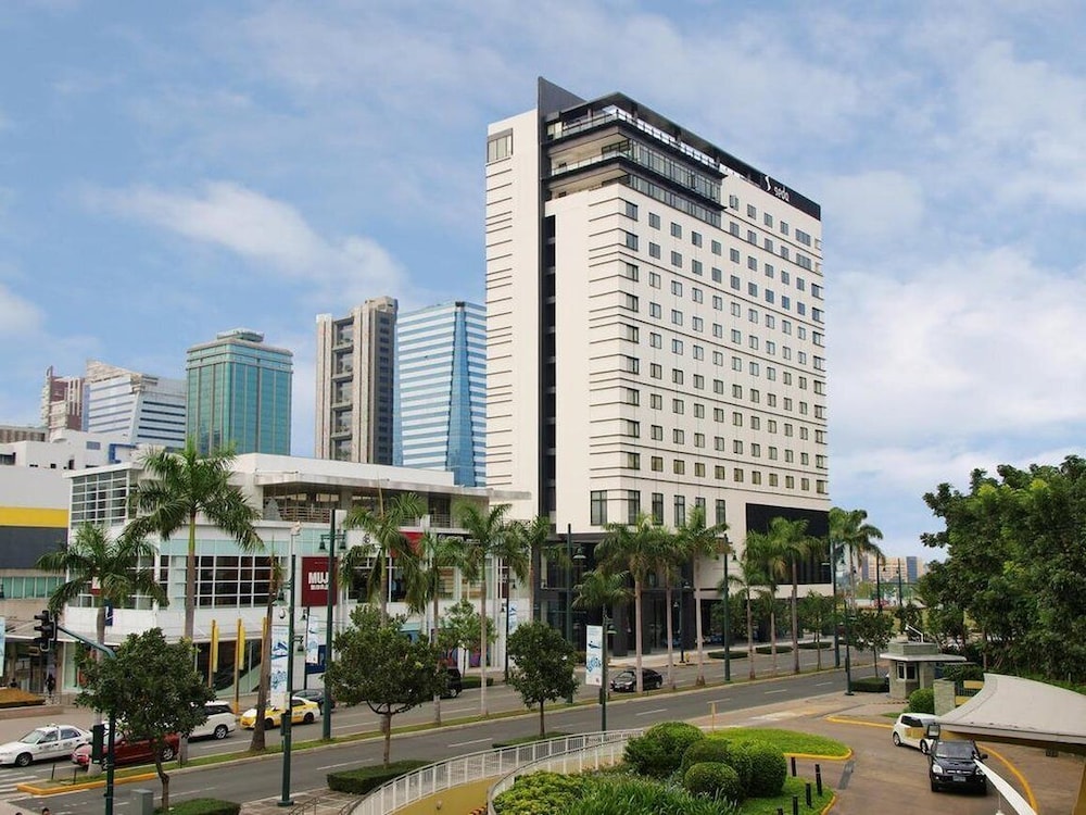 Seda Bonifacio Global City in Taguig, Philippines