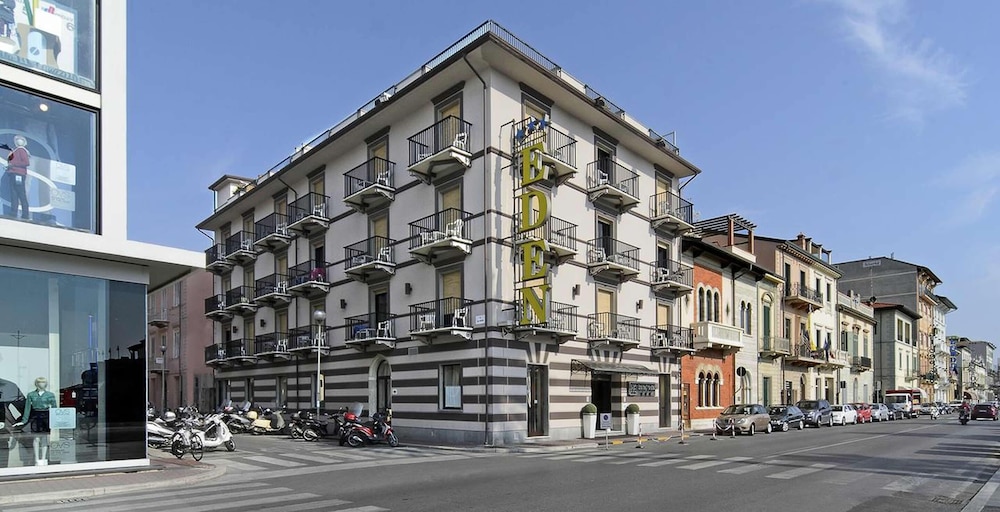 Hotel Eden — hotel in Viareggio