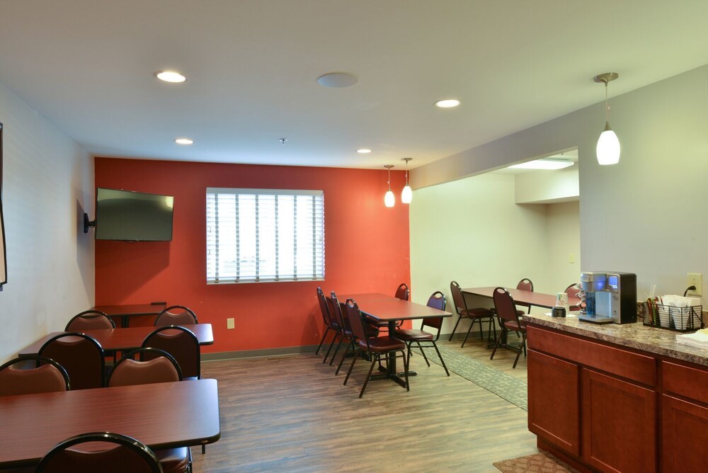 HolmeSuites Columbus Airport DLA - photo 30