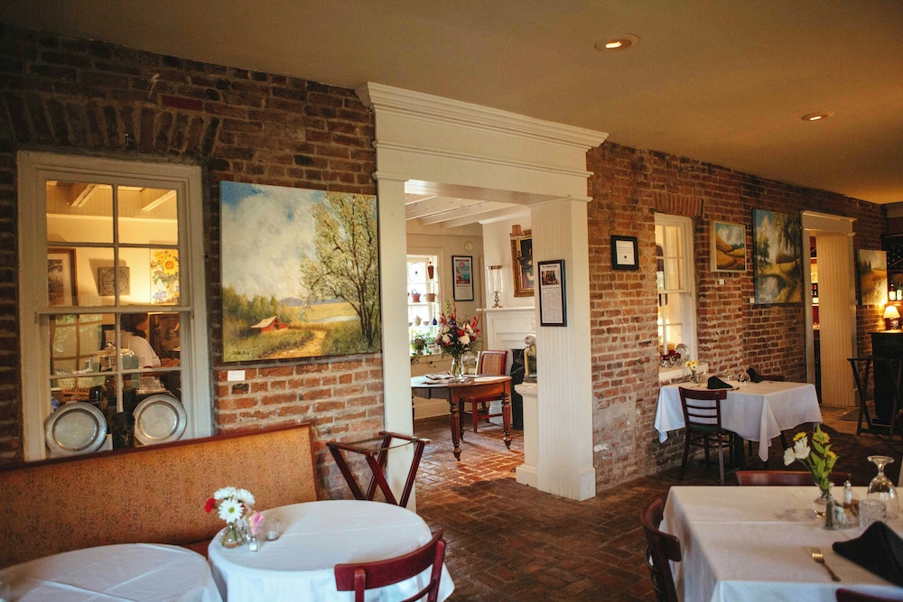 Anchuca Historic Mansion & Inn - photo 102