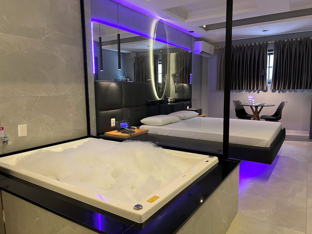 Amy Motel in Embu, Brasil