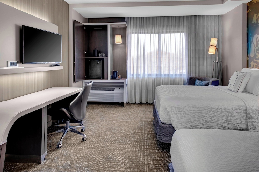 Courtyard by Marriott Carrollton - photo 9