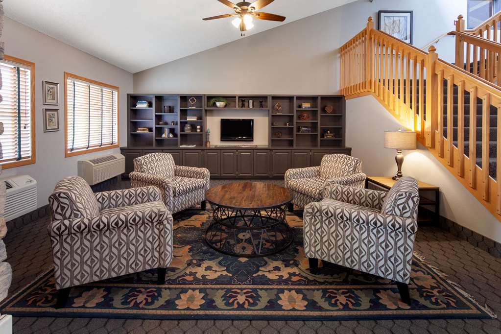 AmericInn by Wyndham Northfield - photo 9