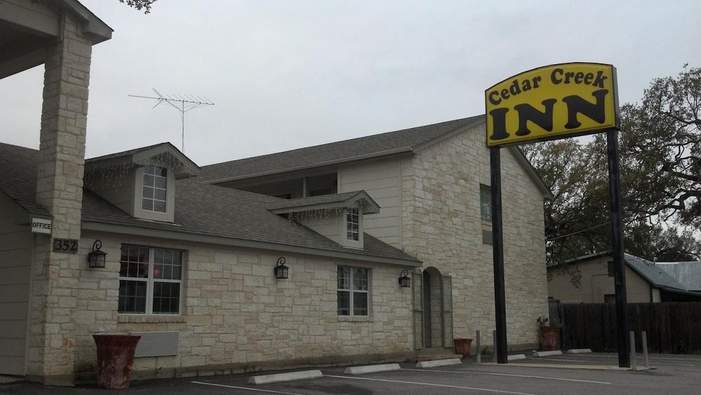 Cedar Creek Inn - photo 41