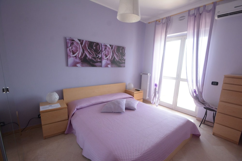 B&B La Baia — 4-Star Luxury Hotel in Bisceglie, Italy