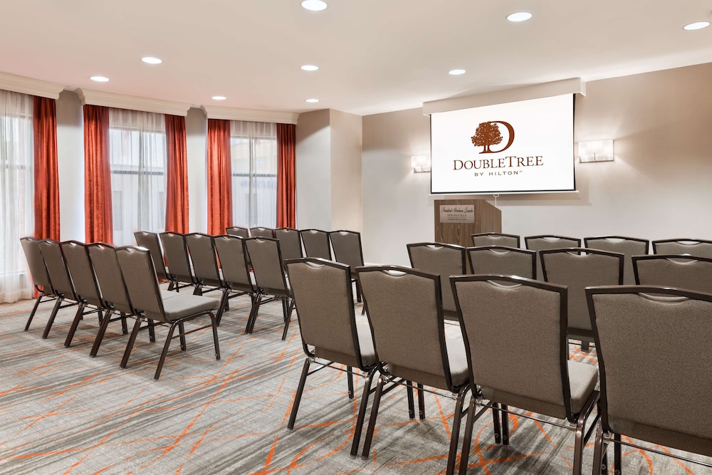 President Abraham Lincoln Springfield DoubleTree by Hilton - photo 55
