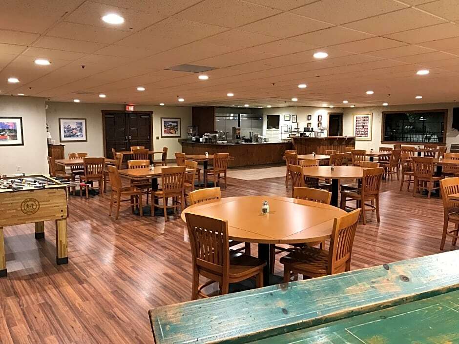 Channel Islands Inn - photo 17