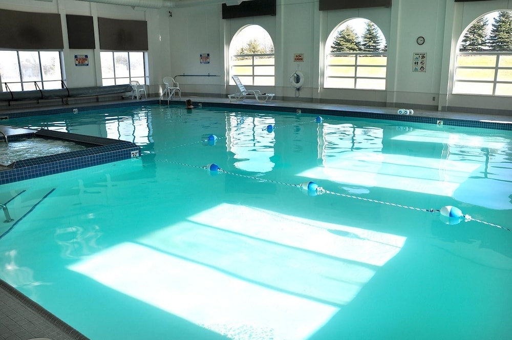 Dunes Express Inn & Suites - photo 18