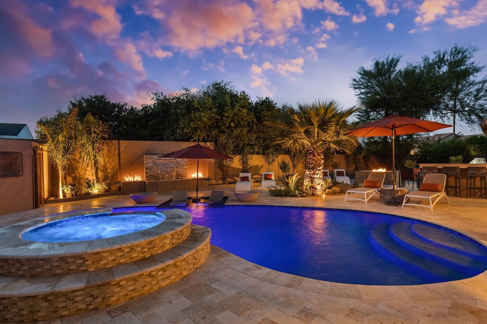 Chaparral in Paradise Valley in Paradise Valley, United States