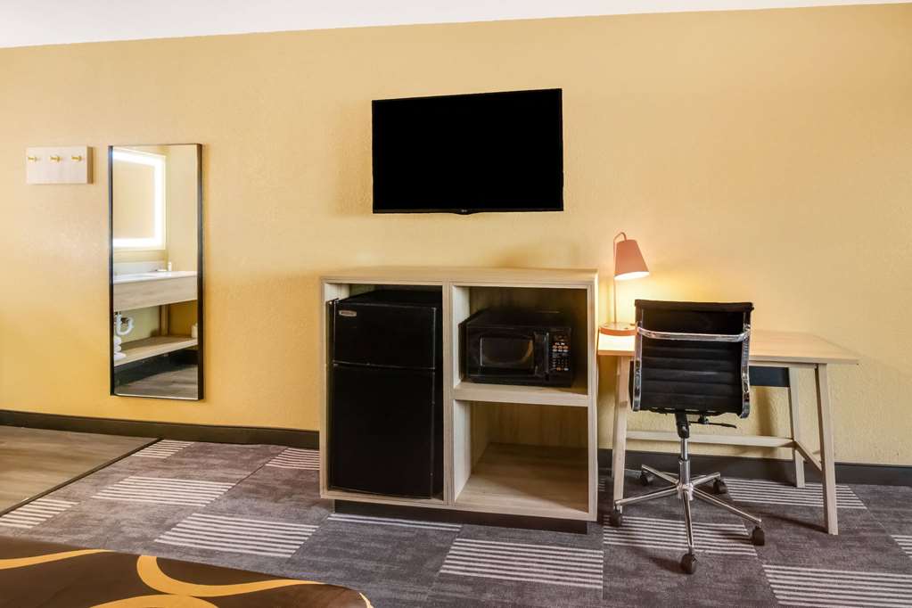 Super 8 by Wyndham Vandalia Dayton International Airport - photo 21