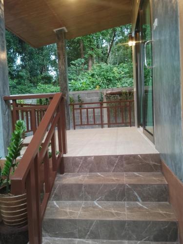 The Sun Long Beach Resort — Ko Lanta — photo 4