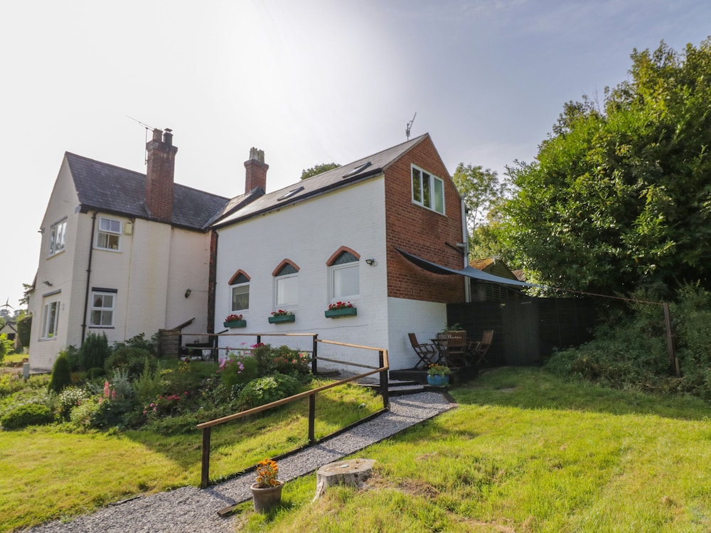 3 Oaks Lodge — 4-Star Luxury Hotel in Shrewsbury, United Kingdom