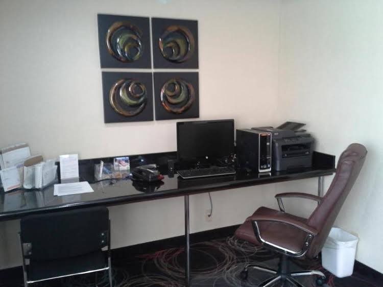 Ramada Inn Tulsa in Tulsa, United States