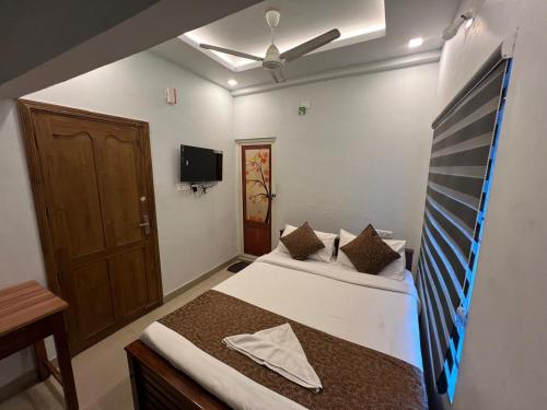 Confident Residency — Guruvayur — photo 4