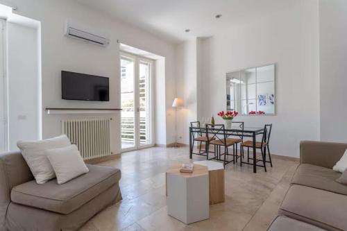 Pgrhome Civinini — 4-Star Luxury Hotel in Rome, Italy