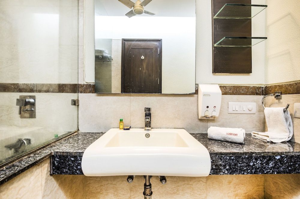 FabHotel Aashraye - last minute hotel in New Delhi