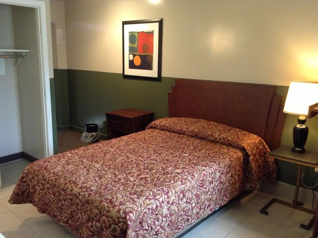 New Sea Breeze Motel - photo 7